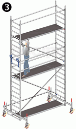 3. Schritt: Einhängen der nächsten Belagbühne und Diagonalen