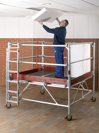 Layher Rollgerüst Staro Rollbock Typ 7001