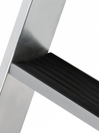 MUNK Günzburger Nachrüstsatz Trittauflage clip-step / passend für 4-stufige Stufen-Plattformleitern