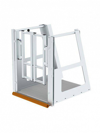 MUNK Günzburger Schutzleiste für stirnseitige Plattform der Tankwagenleiter