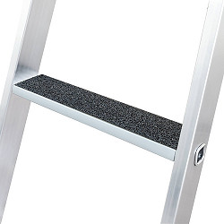 MUNK Günzburger Nachrüstsatz Trittauflage clip-step R13 | Passend für Anlegeleitern mit 16 Stufen MUNK Günzburger Nachrüstsatz Trittauflage clip-step R13 | Passend für Anlegeleitern mit 16 Stufen