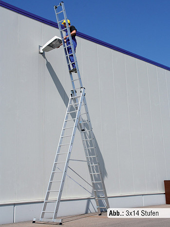 MUNK Günzburger Mehrzweckleiter mit nivello-Traverse / 3x8 Sprossen