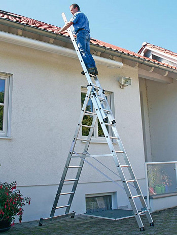 MUNK Günzburger Mehrzweckleiter mit Nivello-Traverse 3x9