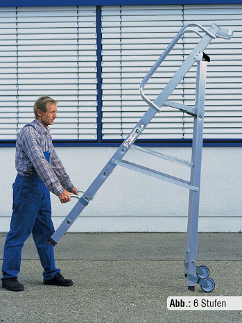 MUNK Günzburger Plattformleiter mit Ablageschale + Rollen  / 4 Stufen