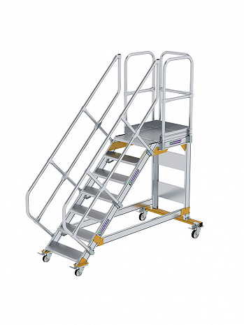 MUNK Günzburger Plattformtreppe 45 Grad, fahrbar - 7 Stufen / Stufenbreite: 0,60 m