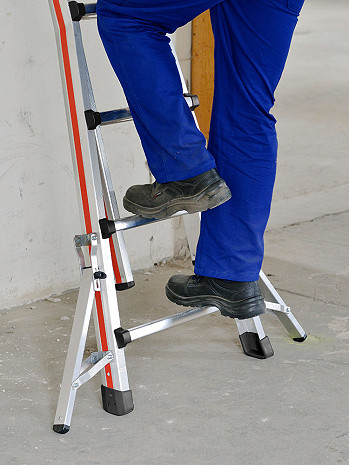 HYMER 4-teilige Teleskopleiter mit Klappauslegern - 4x5 Sprossen