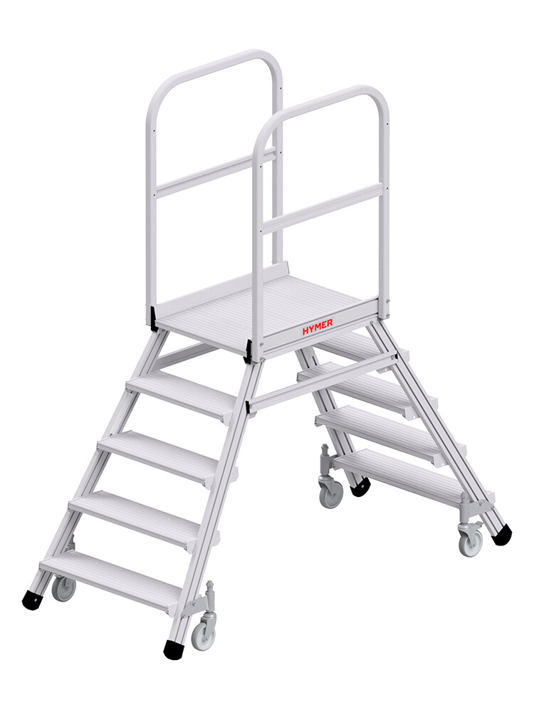 HYMER beidseitig begehbare Podesttreppe 6189 mit 2x5 Stufen und Rollen, auf weißem Hintergrund