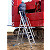 KRAUSE STABILO Plattformleiter mit Handläufen und Sicherheitsbügel + Rollen / 4 Stufen / gemäß TRBS 2121-2